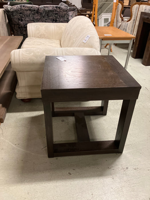 Brown side table (used)