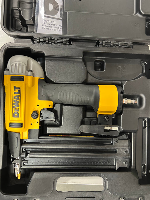 DEWALT 18 Gauge Precision Point Brad Nailer (new)