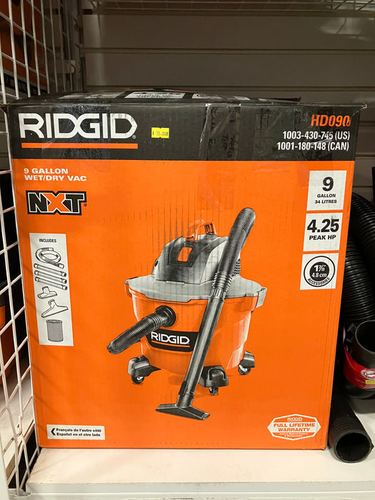Ridgid 34L Wet Dry Shop Vac (new)
