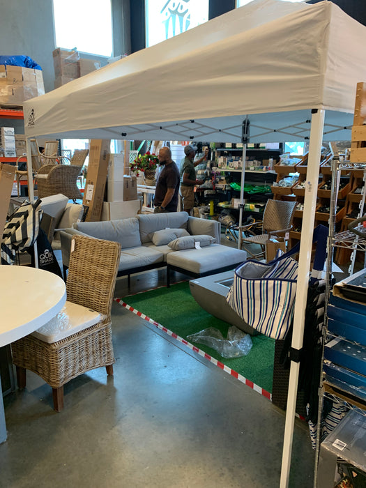 Quik Shade Commercial C100 10 x 10 ft. Straight Leg Canopy - White (Used)