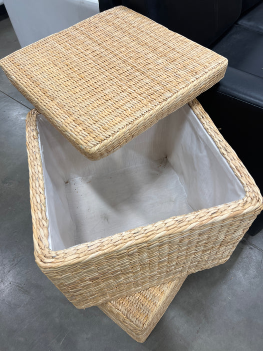 Wicker Storage Ottoman/Bin