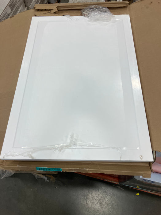 Eurostyle Manchester 21-inch x 30-inch Polar White Door for Kitchen Cabinets (New)