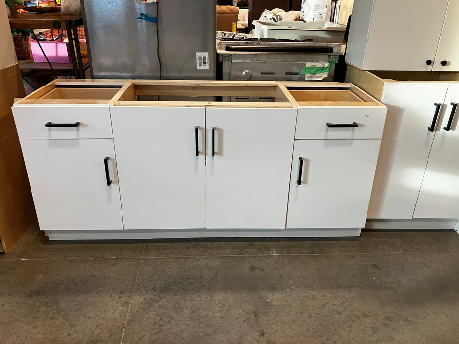 16 Piece Glossy White Kitchen