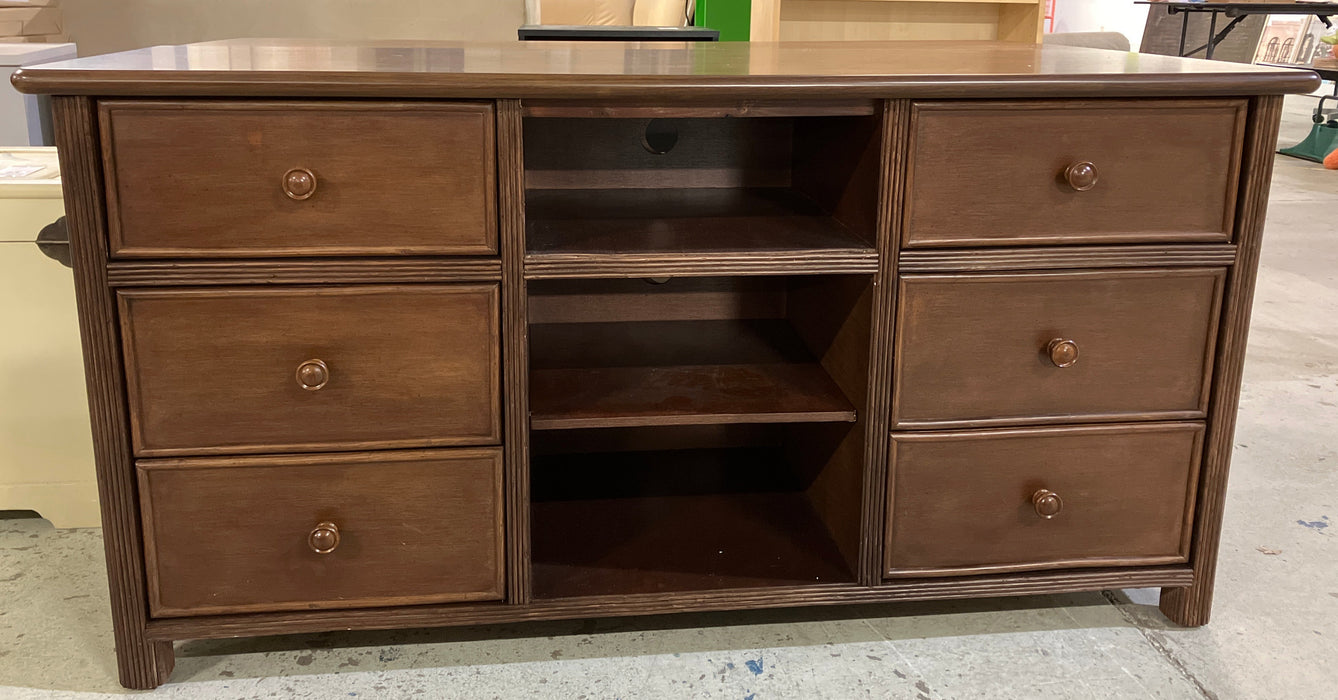 Media Dresser (New)