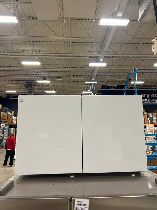 Glossy-White Kitchen Cabinets (sold by the piece)