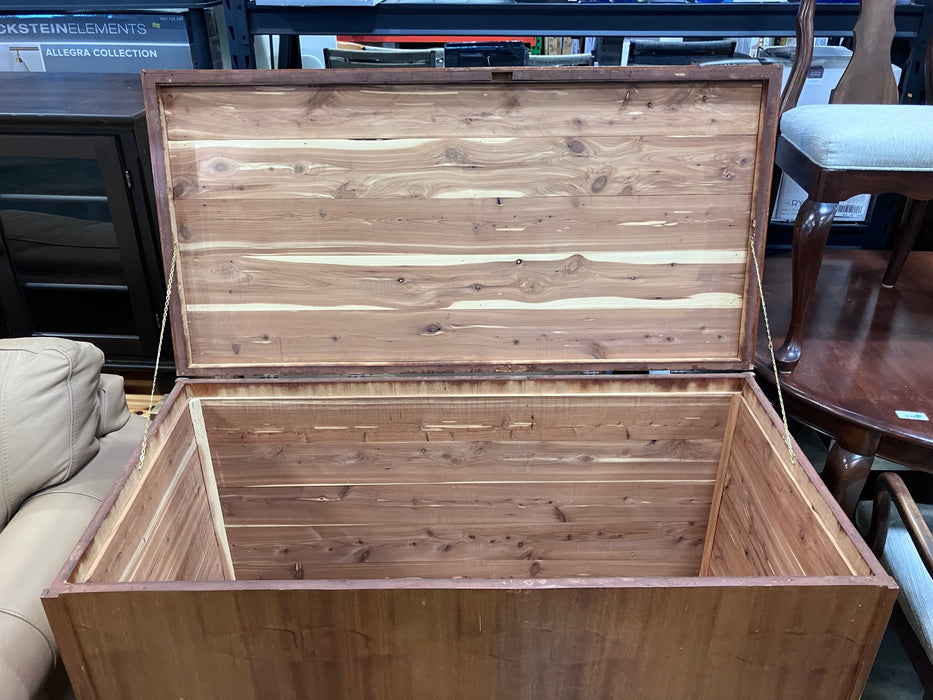 Oak Wood Chest (Used)