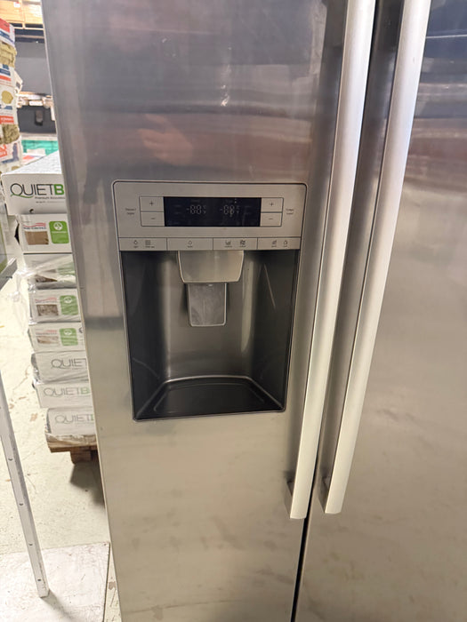 Bosch Fridge (Like New)