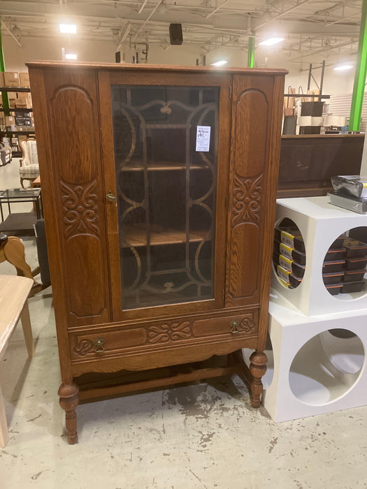 Antique tall dresser (used)