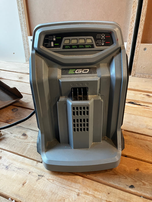 EGO POWER+ 56-Volt Lithium Ion 550 W Fast Charger with Integrated Charge Indicator Lights (USED)