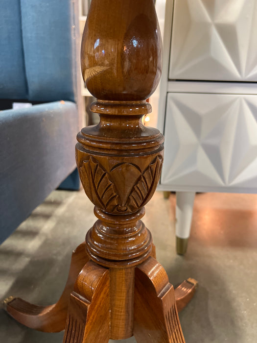 Duncan Phyfe Style Drum Side Table With Gold Feet (used)