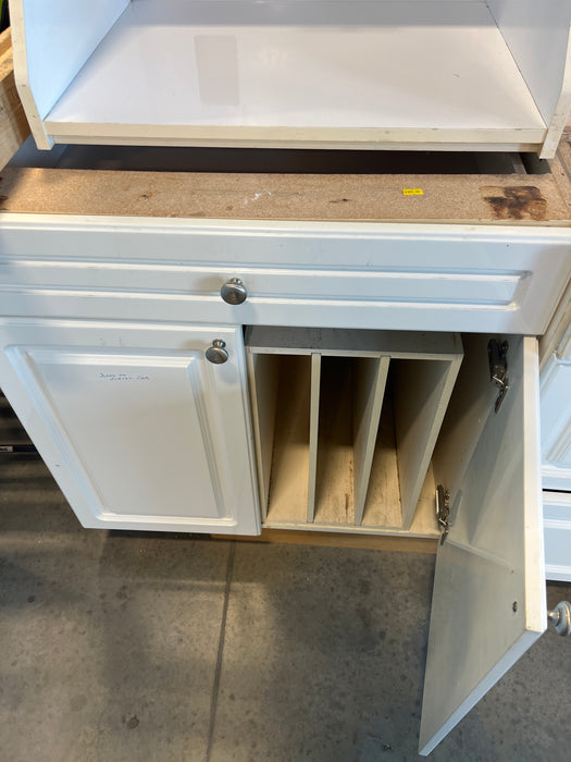 White Kitchen Beveled Cabinets