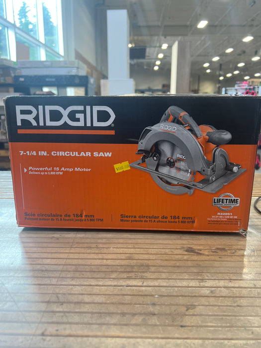 Rigid 15 Amp Corded 7-1/4-inch Circular Saw (new)