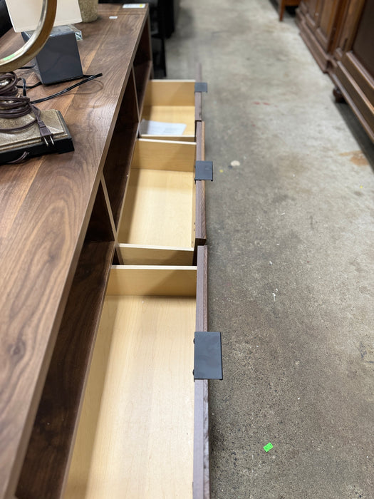 Console / Cabinet