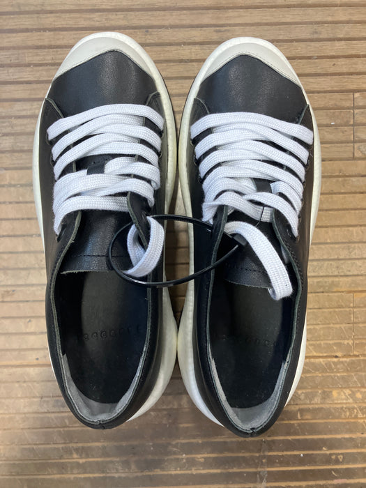 4CCCCees Flint Alpha Black, White, and Chrome Sneakers