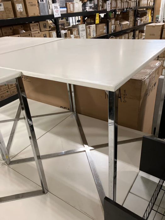 White table (used)
