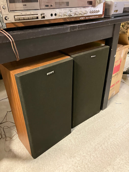 Vintage Sony Stereo System HMK-339 Includes 2 Sony Speakers (Used)