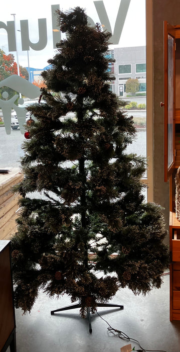 Home Accents Holiday 7.5ft. Pre-Lit 600L Micro Fairy LED Warm White Sparkling Amelia Pine Light Flocked (Missing Outlet Adapter)