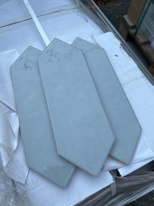 Light Ice Grey Picket Wall Tile (new)