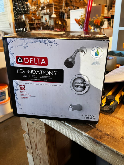 Delta Foundations Single-Handle 1-Spray Tub and Shower Faucet in Chrome (Valve Included)
