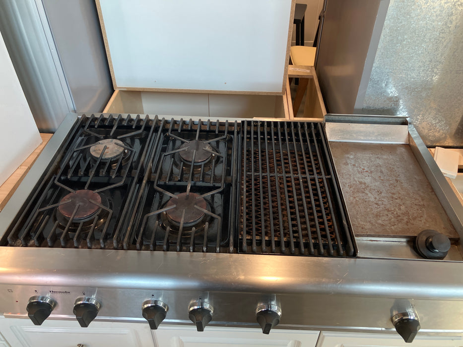White Kitchen Beveled Cabinets