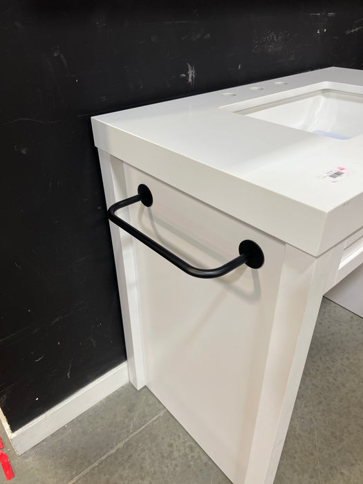 Glacier Bay Hartney ADA 35.4 inch W x 21 inch D x 34 inch H Vanity in White with Engineered Top/Ceramic Sink (New)