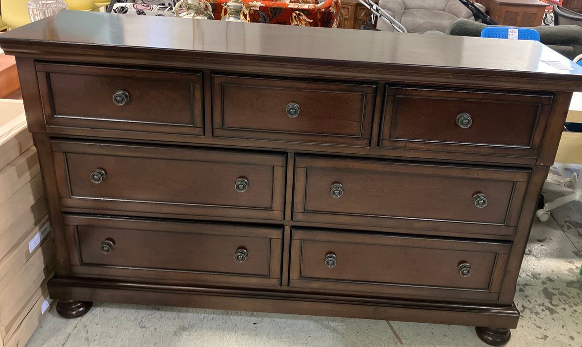Brown dresser (used)