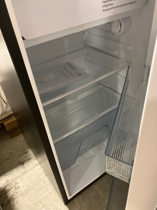 Vissani 4.3 cu. ft. Black Mini Refrigerator with 2 Adjustable Glass Shelves
