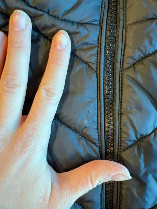 Moose Knuckles Canada 100% Nylon Women’s Vest M