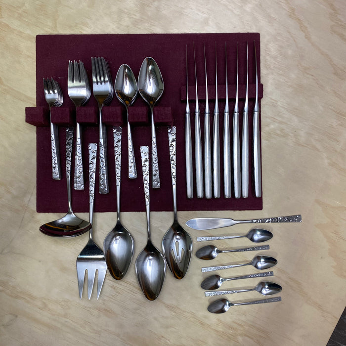 Stainless Steel Flatware Set