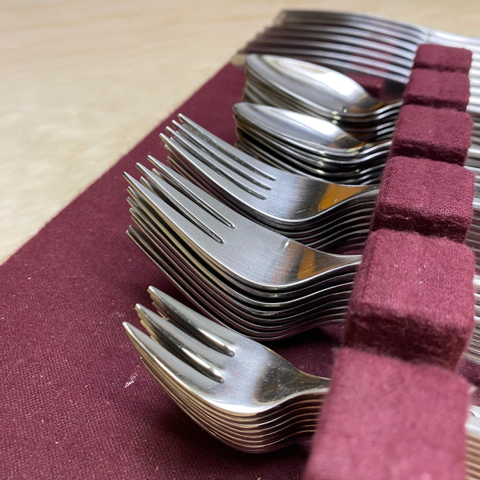 Stainless Steel Flatware Set
