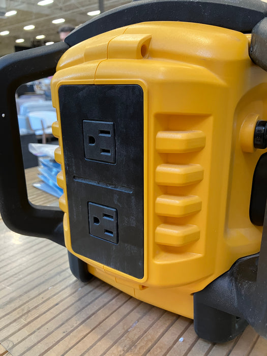 DeWalt Bluetooth Radio
