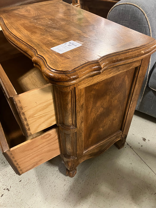 2 Drawer Nightstand