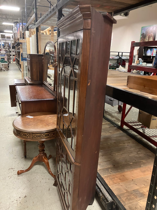 Corner Display Hutch