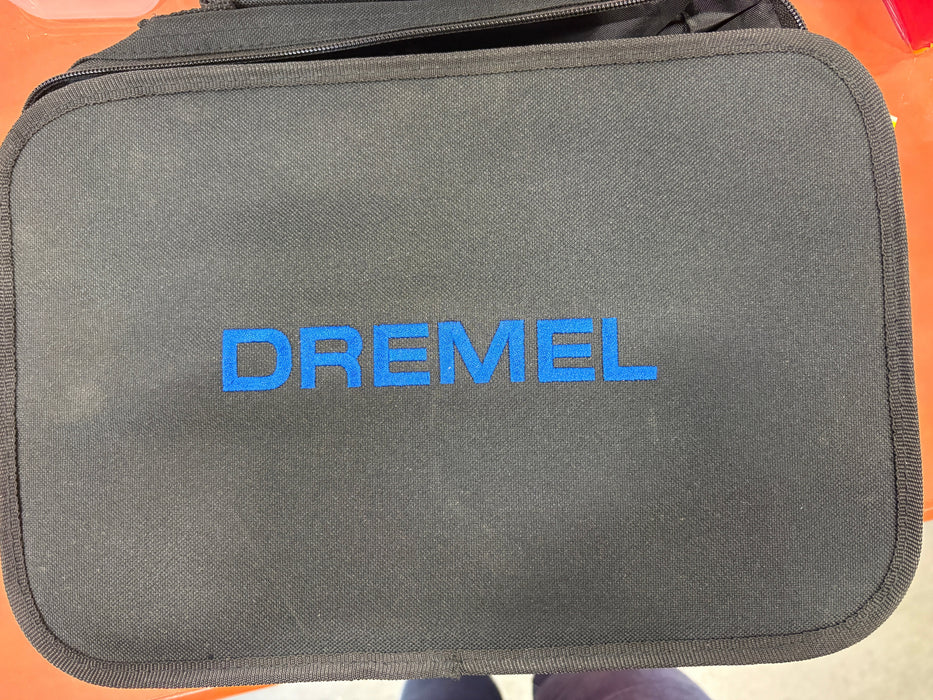 Dremel Battery & Charger with Case (NEW)