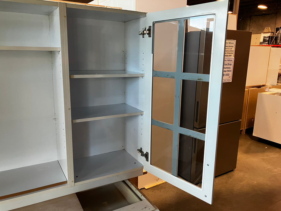 White Kitchen Beveled Cabinets