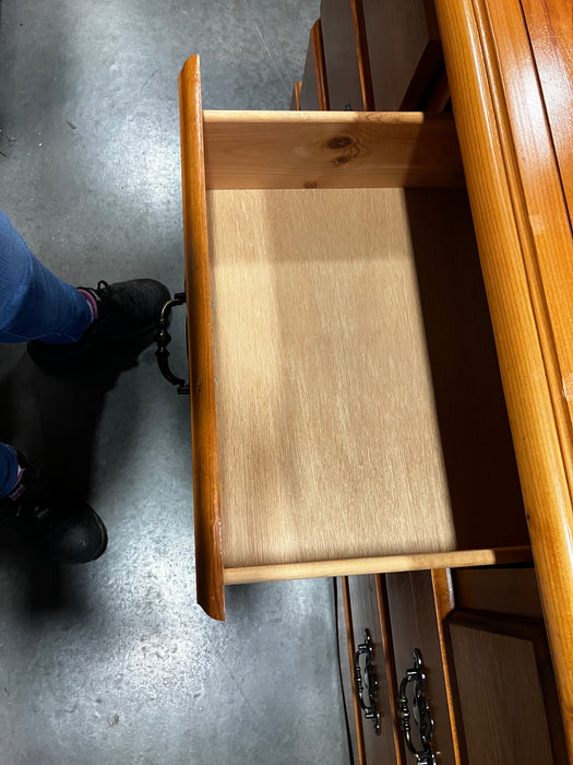 Seven Drawer Dresser (USED)