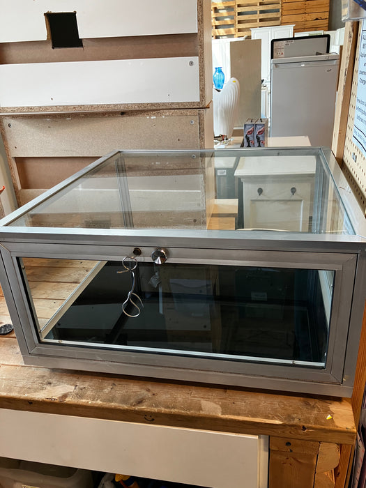 Square Glass Display Case with Lock & Key 26.5”x26.5”x13.5” (USED)