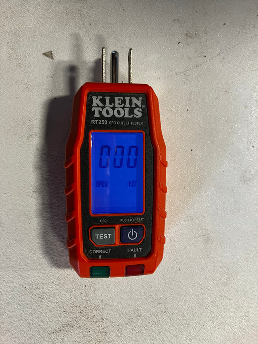 Klein Tools Multi-Meter, Voltage Tester and Outlet Tester Premium Electrical Tool Set (USED)