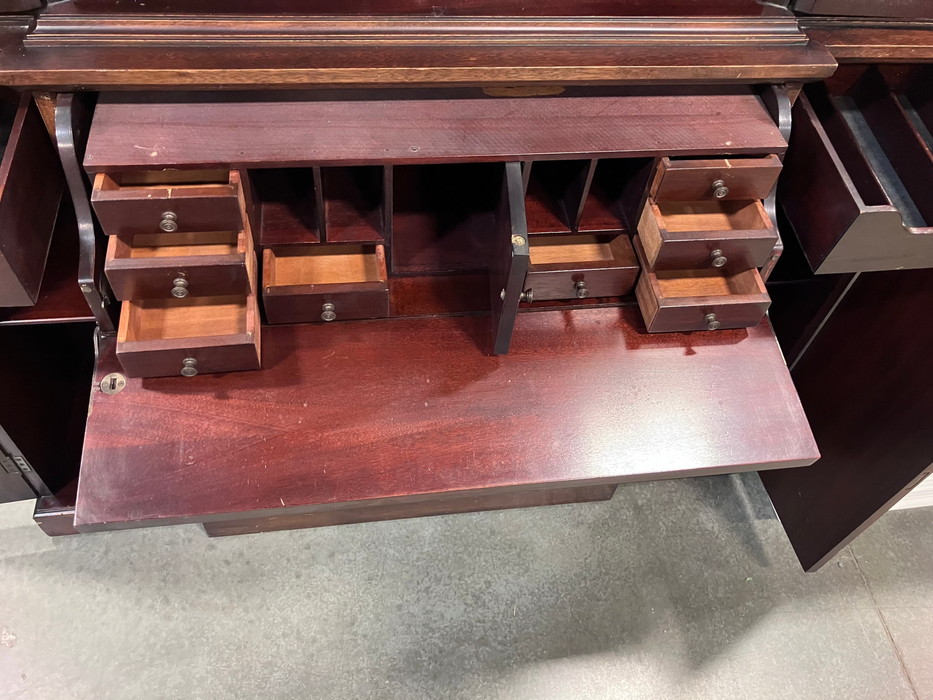 Vintage Mahogany Breakfast China Cabinet (USED)