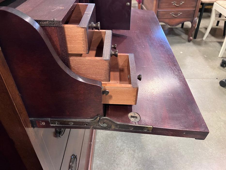 Vintage Mahogany Breakfast China Cabinet (USED)