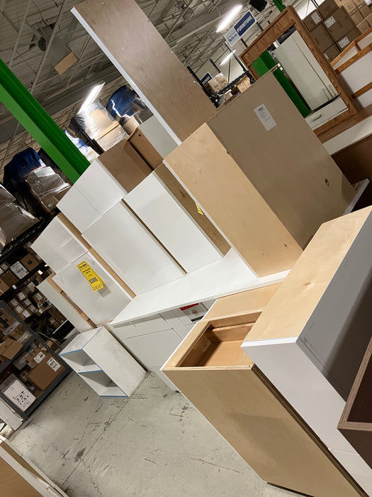 White Glossy Style 18 Cabinet Set (new)
