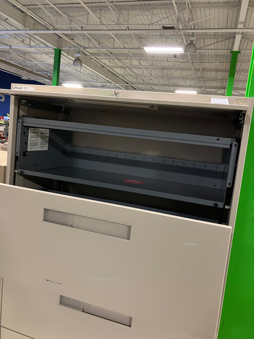 File cabinet with key (used)