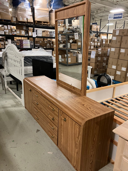Wooden dresser with mirror (used)
