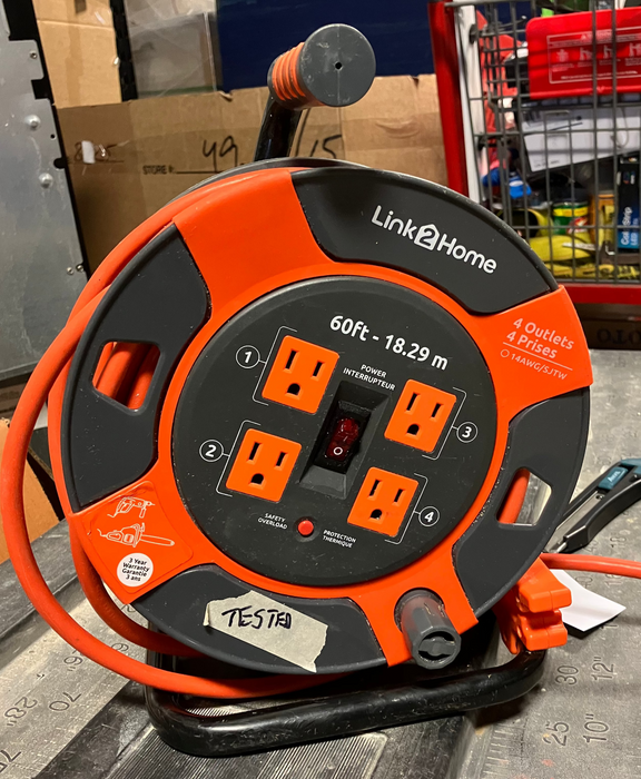 Link2Home 60 ft. 14/3 Extension Cord Storage Reel with 4 Grounded Outlets and Overload Circuit Breaker. (Used)