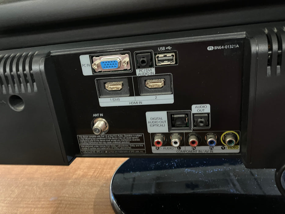 Samsung TV with remote (used)