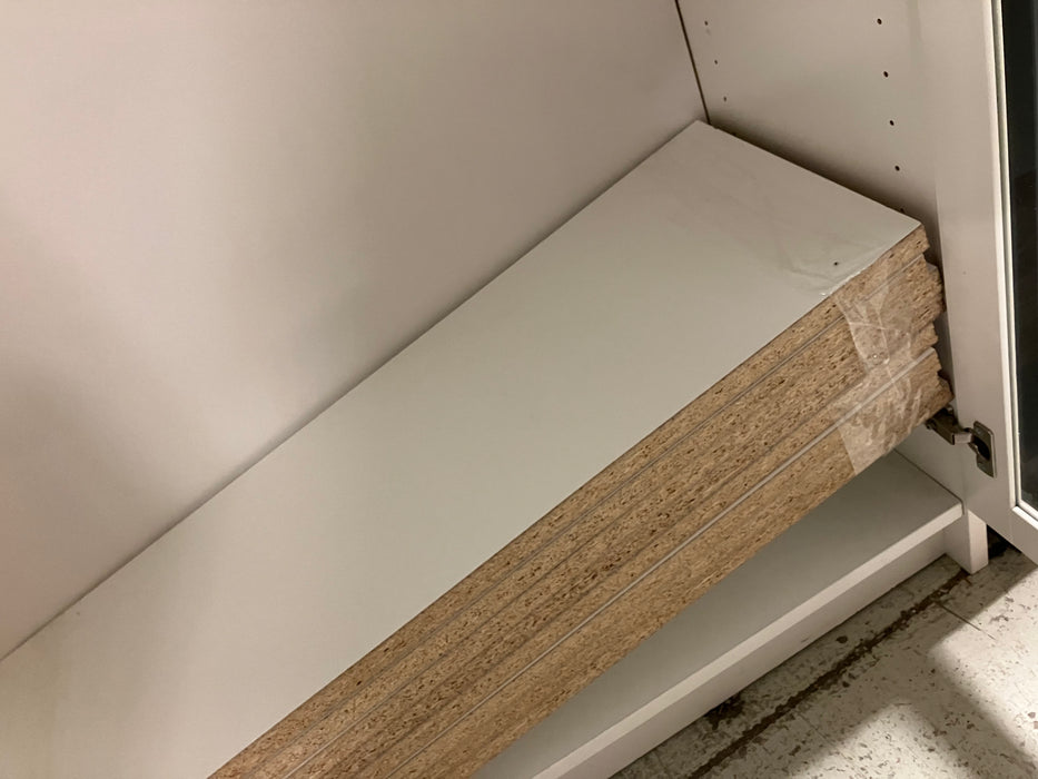 White bookcase with glass door (used)