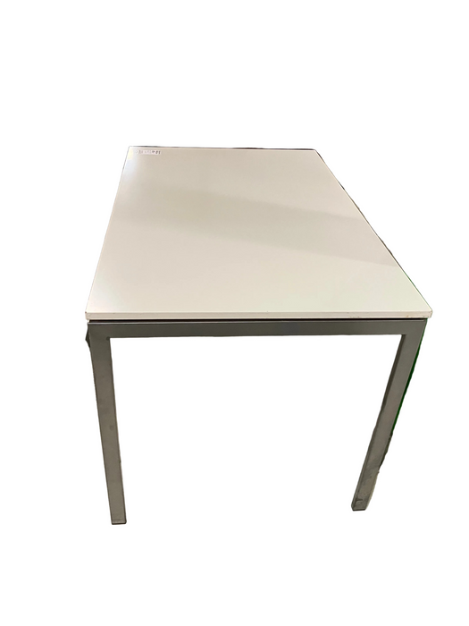 White dining table (used)