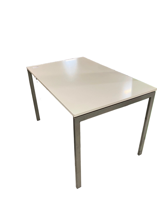 White dining table (used)