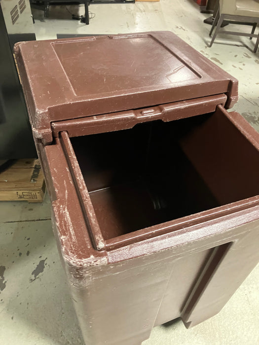 Cambro sliding lid Ice Caddy (used)