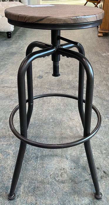 Swivel Bar Stool (NEW)